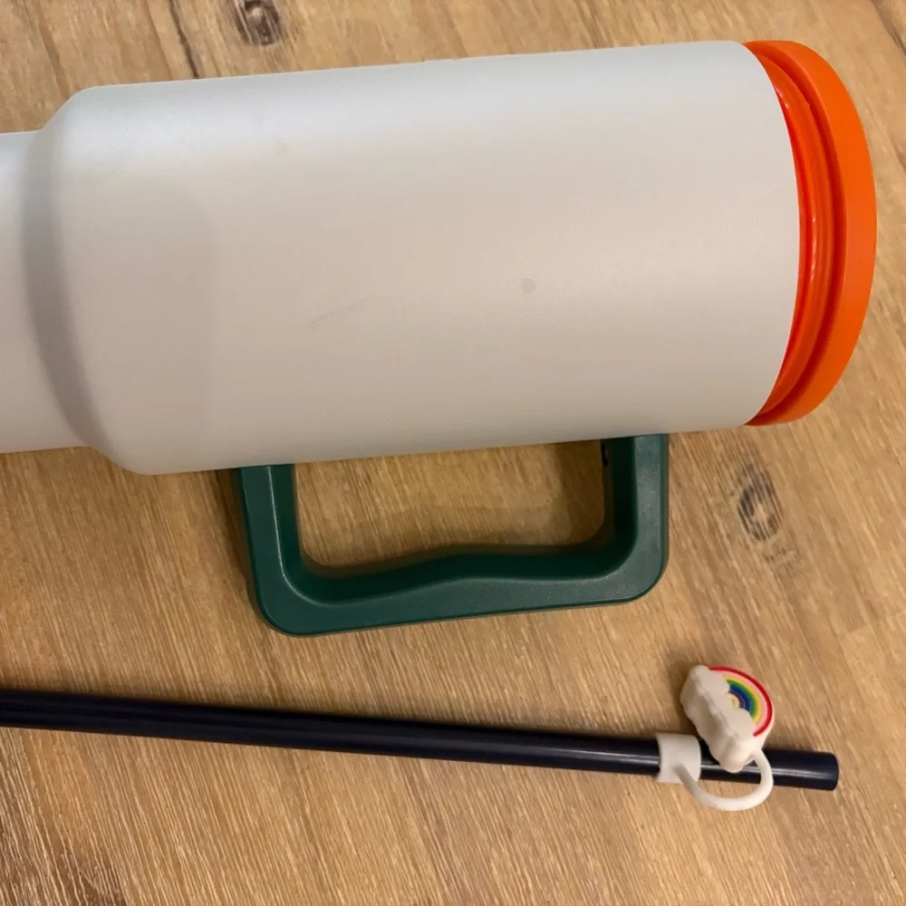 Simple Modern Trek Insulated Tumbler 40oz